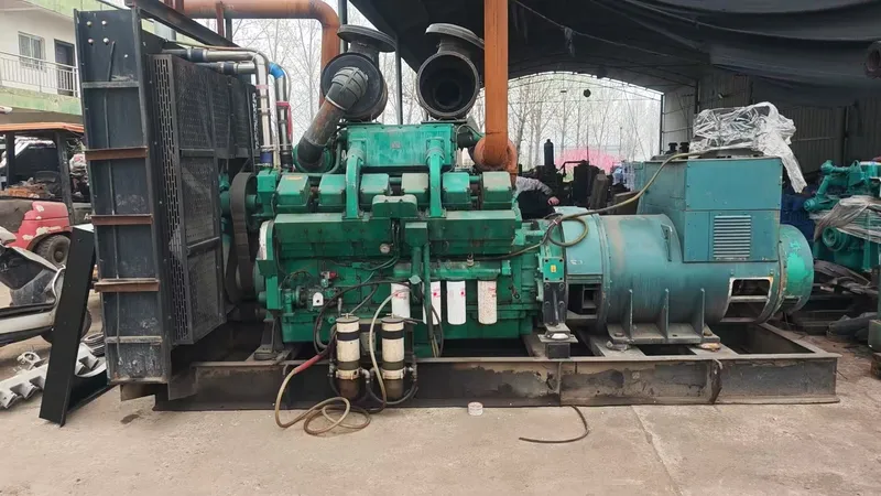 Used Cummins 1000 kVA Diesel Generator - photograph 03