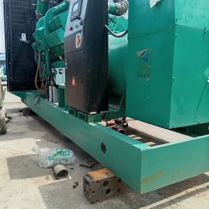 Used Cummins 1000 kVA Diesel Generator - photograph 01