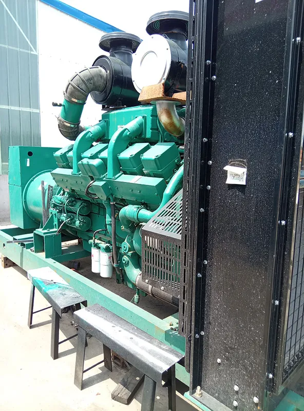 Used Cummins 1000 kVA Diesel Generator - photograph 03