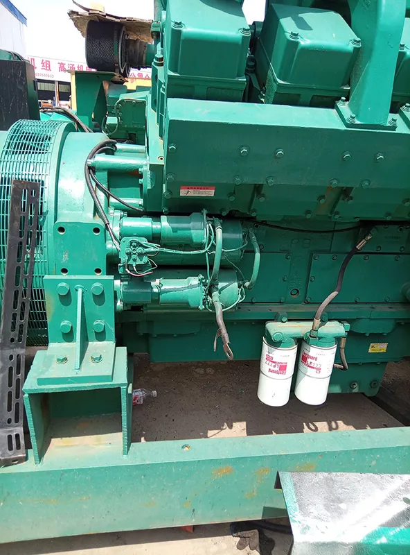 Used Cummins 1000 kVA Diesel Generator - photograph 04