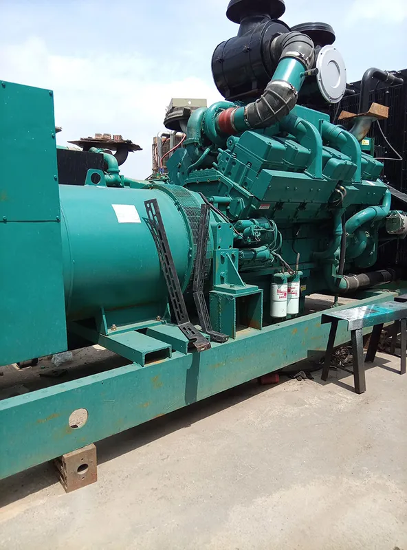 Used Cummins 1000 kVA Diesel Generator - photograph 06