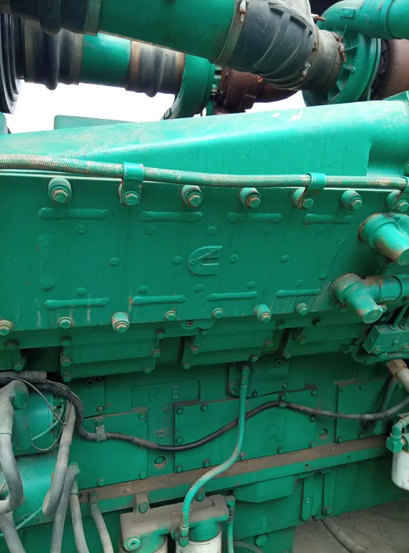 Used Cummins 1250 kVA Diesel Generator - photograph 06