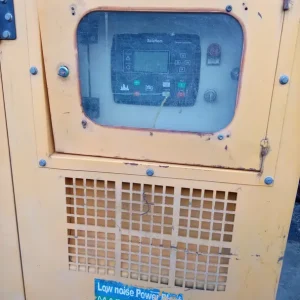 Used Cummins 125 kVA Diesel Generator Silent Type - photograph 01