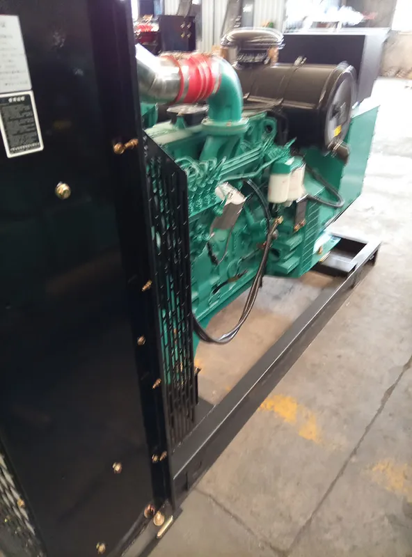 Used Cummins 250 kVA Diesel Generator Silent Type - photograph 04