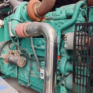 Used Cummins 625 kVA Diesel Generator - photograph 01