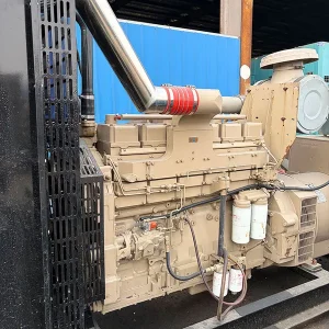 Used Cummins 625 kVA Diesel Generator - photograph 01
